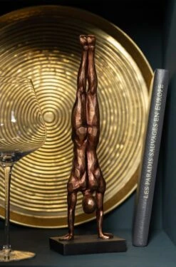 Petit Plateau Rond Aluminium Doré Zouzar D 30 Cm -AMSCAN Soldes Magasin petit plateau rond aluminium dore zouzar d 30 cm 5400924287054 1336876